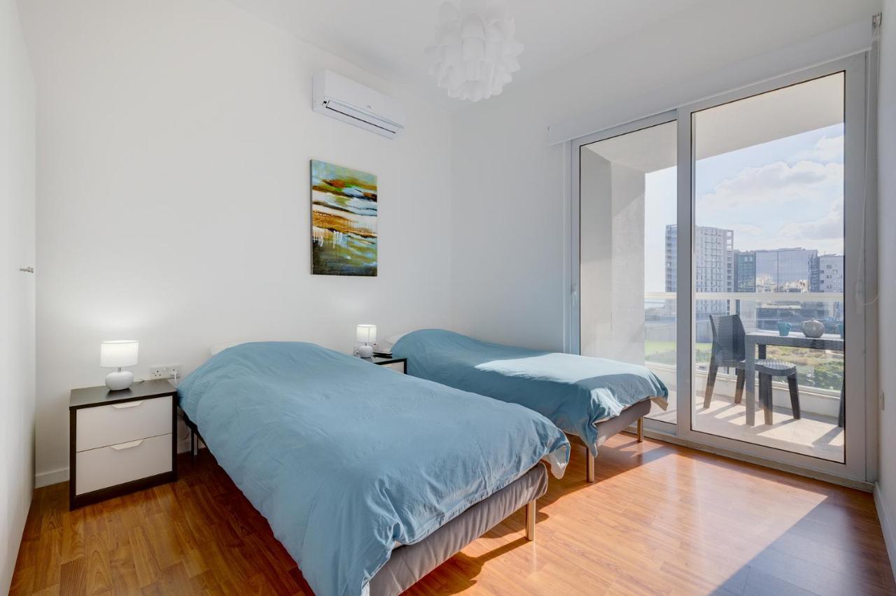 Apartment With Stunning Seaviews Sliema Zewnętrze zdjęcie